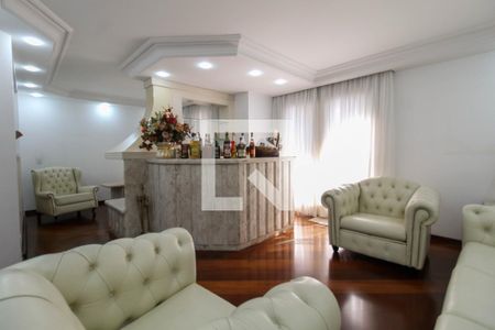 Apartamento à venda com 220m², 4 quartos e 3 vagas Apartamento à venda com 220m², 4 quartos e 3 vagasSala - Bar