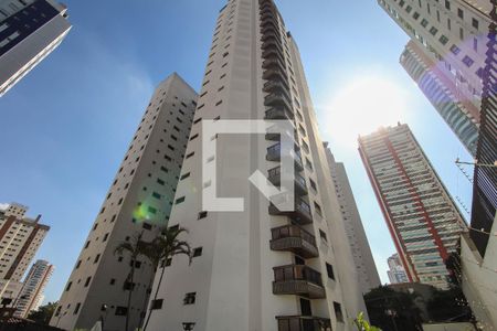 Apartamento à venda com 220m², 4 quartos e 3 vagas Apartamento à venda com 220m², 4 quartos e 3 vagasFachada do Bloco