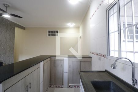 Casa para alugar com 102m², 3 quartos e 1 vagaCozinha