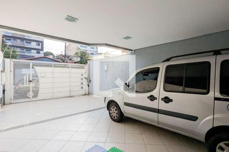 Casa à venda com 150m², 3 quartos e 4 vagas Casa à venda com 150m², 3 quartos e 4 vagasGaragem