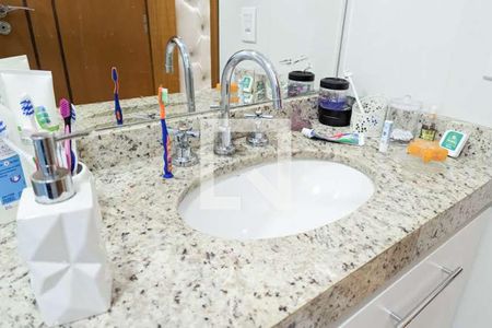 Casa à venda com 150m², 3 quartos e 4 vagas Casa à venda com 150m², 3 quartos e 4 vagasBanheiro da suíte 3