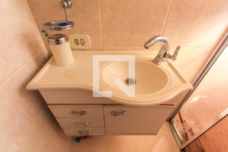 Casa à venda com 501m², 2 quartos e 3 vagasBanheiro da Suíte 2