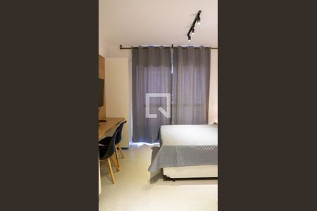 Quarto de kitnet/studio para alugar com 1 quarto, 17m² em República, São Paulo