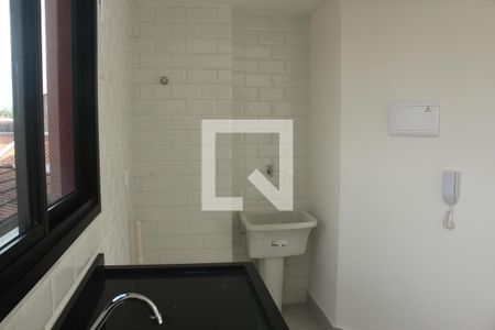 Sala/Cozinha/Área de Serviço de apartamento à venda com 2 quartos, 34m² em Vila Arriete, São Paulo
