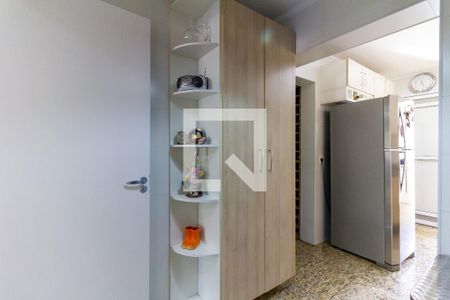 Apartamento para alugar com 120m², 3 quartos e 3 vagas Apartamento para alugar com 120m², 3 quartos e 3 vagasCopa