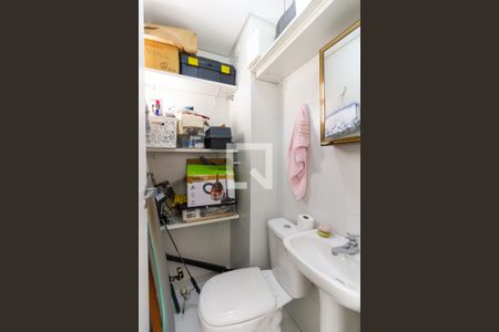 Apartamento para alugar com 120m², 3 quartos e 3 vagas Apartamento para alugar com 120m², 3 quartos e 3 vagasBanheiro de serviço