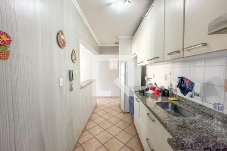 Cozinha de apartamento para alugar com 2 quartos, 85m² em Vila Julia, Guarujá