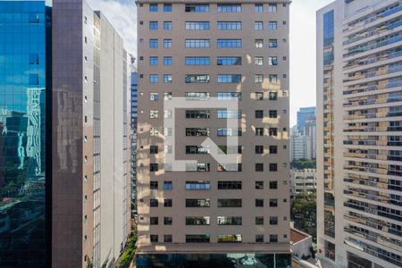 Vista de kitnet/studio à venda com 1 quarto, 30m² em Vila Olímpia, São Paulo