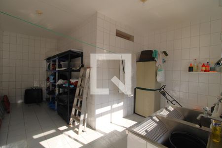 Casa para alugar com 340m², 3 quartos e 8 vagasLavanderia