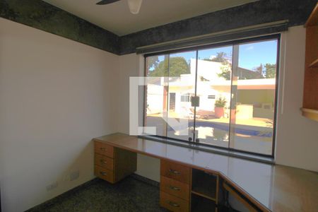 Casa para alugar com 340m², 3 quartos e 8 vagasEscritório