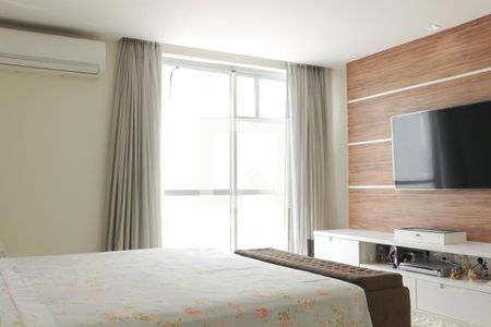 Apartamento à venda com 260m², 4 quartos e 3 vagasSuíte 1