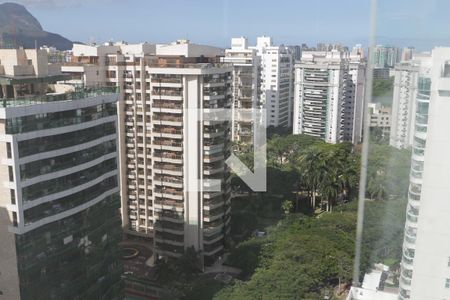 Apartamento à venda com 260m², 4 quartos e 3 vagasVista