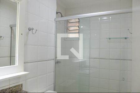 Apartamento à venda com 77m², 3 quartos e 2 vagasBanheiro