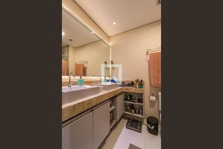Banheiro da Suíte de apartamento à venda com 1 quarto, 50m² em Melville Empresarial Ii, Barueri