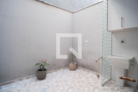 Casa à venda com 110m², 3 quartos e 2 vagasÁrea de Serviço