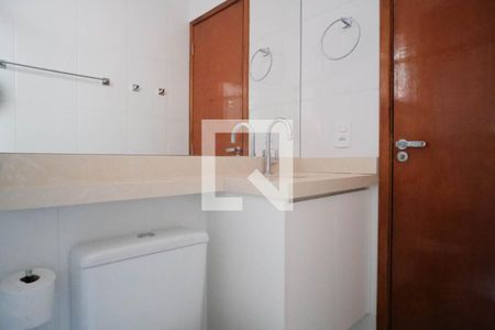 Casa à venda com 110m², 3 quartos e 2 vagasBanheiro