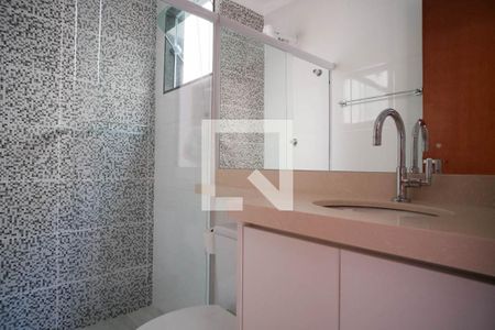 Casa à venda com 110m², 3 quartos e 2 vagasBanheiro