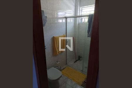 Casa à venda com 49m², 2 quartos e sem vaga Casa à venda com 49m², 2 quartos e sem vagaBanheiro