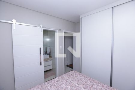 Apartamento à venda com 87m², 3 quartos e 2 vagasQuarto 2