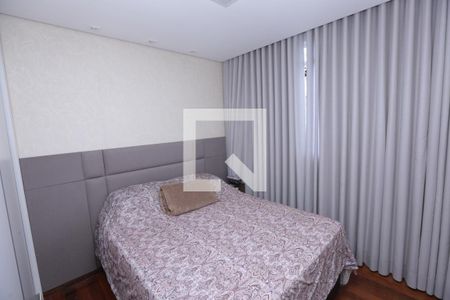 Apartamento à venda com 87m², 3 quartos e 2 vagasQuarto 2