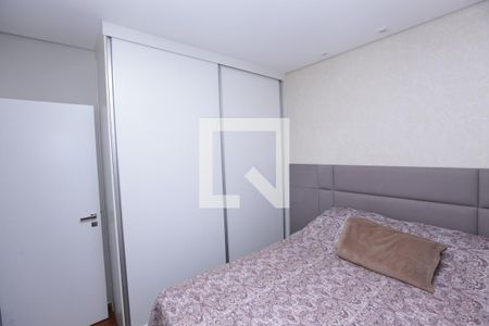Apartamento à venda com 87m², 3 quartos e 2 vagasQuarto 2