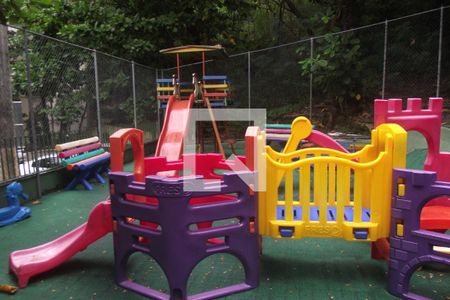 Apartamento à venda com 74m², 2 quartos e 1 vagaÁrea comum