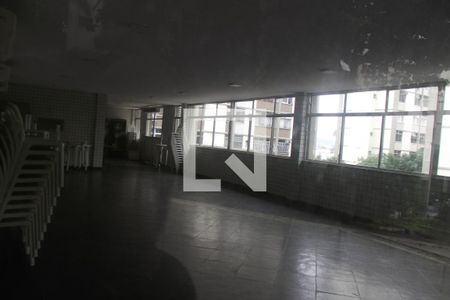 Apartamento à venda com 74m², 2 quartos e 1 vagaÁrea comum