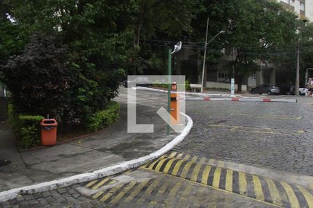 Apartamento à venda com 74m², 2 quartos e 1 vagaÁrea comum