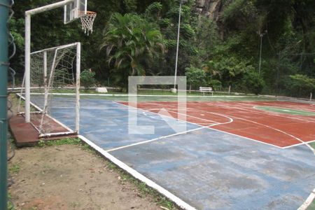 Apartamento à venda com 74m², 2 quartos e 1 vagaÁrea comum