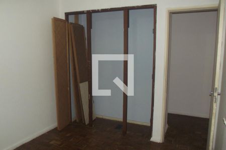 Apartamento à venda com 74m², 2 quartos e 1 vagaQuarto 2