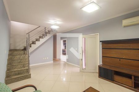 Sala de casa para alugar com 4 quartos, 206m² em Campo Grande, Rio de Janeiro