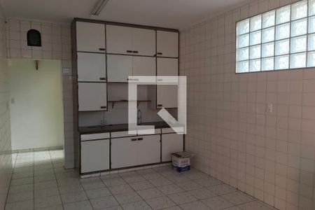 Casa para alugar com 240m², 4 quartos e 1 vagaCozinha