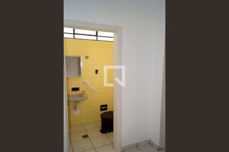Casa para alugar com 240m², 4 quartos e 1 vagaLavabo