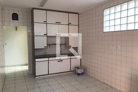Casa para alugar com 240m², 4 quartos e 1 vagaCozinha