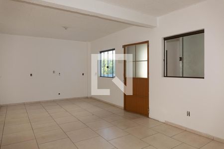 Sala/Cozinha de apartamento para alugar com 2 quartos, 80m² em Rubem Berta, Porto Alegre
