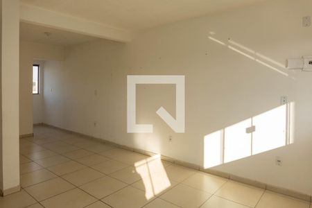 Sala/cozinha de apartamento para alugar com 2 quartos, 80m² em Rubem Berta, Porto Alegre