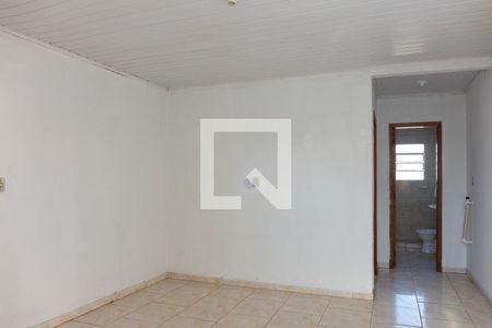 Sala/Cozinha de apartamento para alugar com 1 quarto, 80m² em Rubem Berta, Porto Alegre
