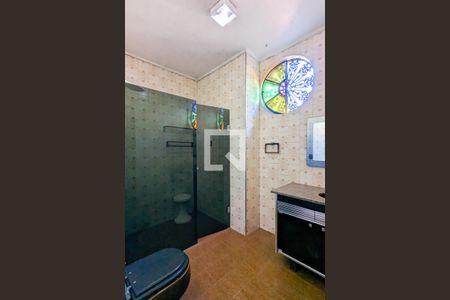 Casa à venda com 270m², 2 quartos e 5 vagas Casa à venda com 270m², 2 quartos e 5 vagasBanheiro