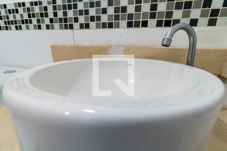 Apartamento à venda com 50m², 2 quartos e 1 vagaBanheiro Detalhe