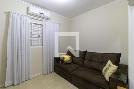 Sala de TV de casa à venda com 2 quartos, 180m² em Grupo Residencial do Iapc, Campinas
