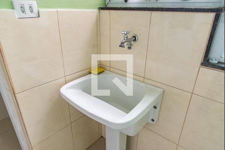 Apartamento à venda com 105m², 2 quartos e sem vagaÁrea de serviço