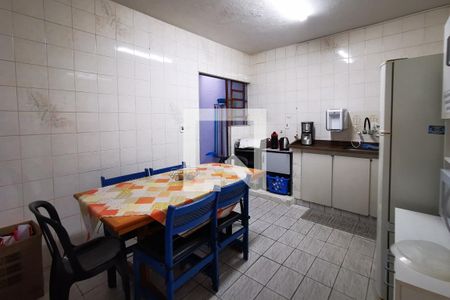 Casa para alugar com 250m², 3 quartos e 2 vagas Casa para alugar com 250m², 3 quartos e 2 vagascozinha