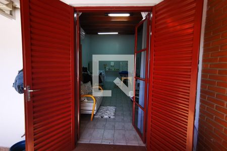 Casa para alugar com 250m², 3 quartos e 2 vagas Casa para alugar com 250m², 3 quartos e 2 vagasdetalhes