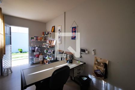 Casa para alugar com 250m², 3 quartos e 2 vagas Casa para alugar com 250m², 3 quartos e 2 vagasescritório