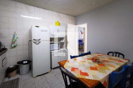 Casa para alugar com 250m², 3 quartos e 2 vagas Casa para alugar com 250m², 3 quartos e 2 vagascozinha