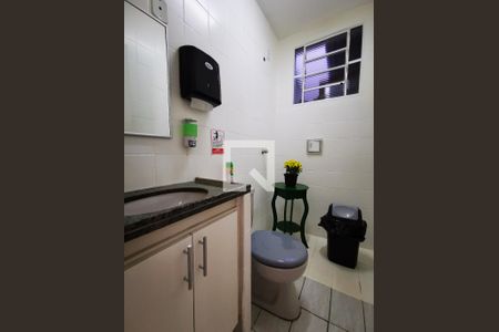 Casa para alugar com 250m², 3 quartos e 2 vagas Casa para alugar com 250m², 3 quartos e 2 vagasBanheiro