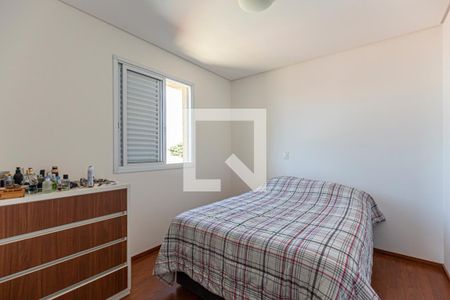 Apartamento à venda com 77m², 3 quartos e 3 vagasQuarto 2