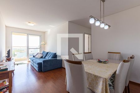 Sala de apartamento à venda com 3 quartos, 77m² em Vila Alzira, Santo André