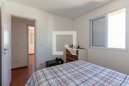 Apartamento à venda com 77m², 3 quartos e 3 vagasQuarto 2