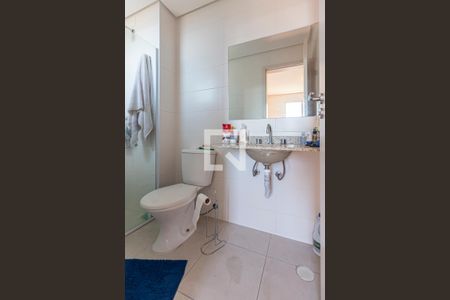 Apartamento à venda com 77m², 3 quartos e 3 vagasBanheiro da Suite